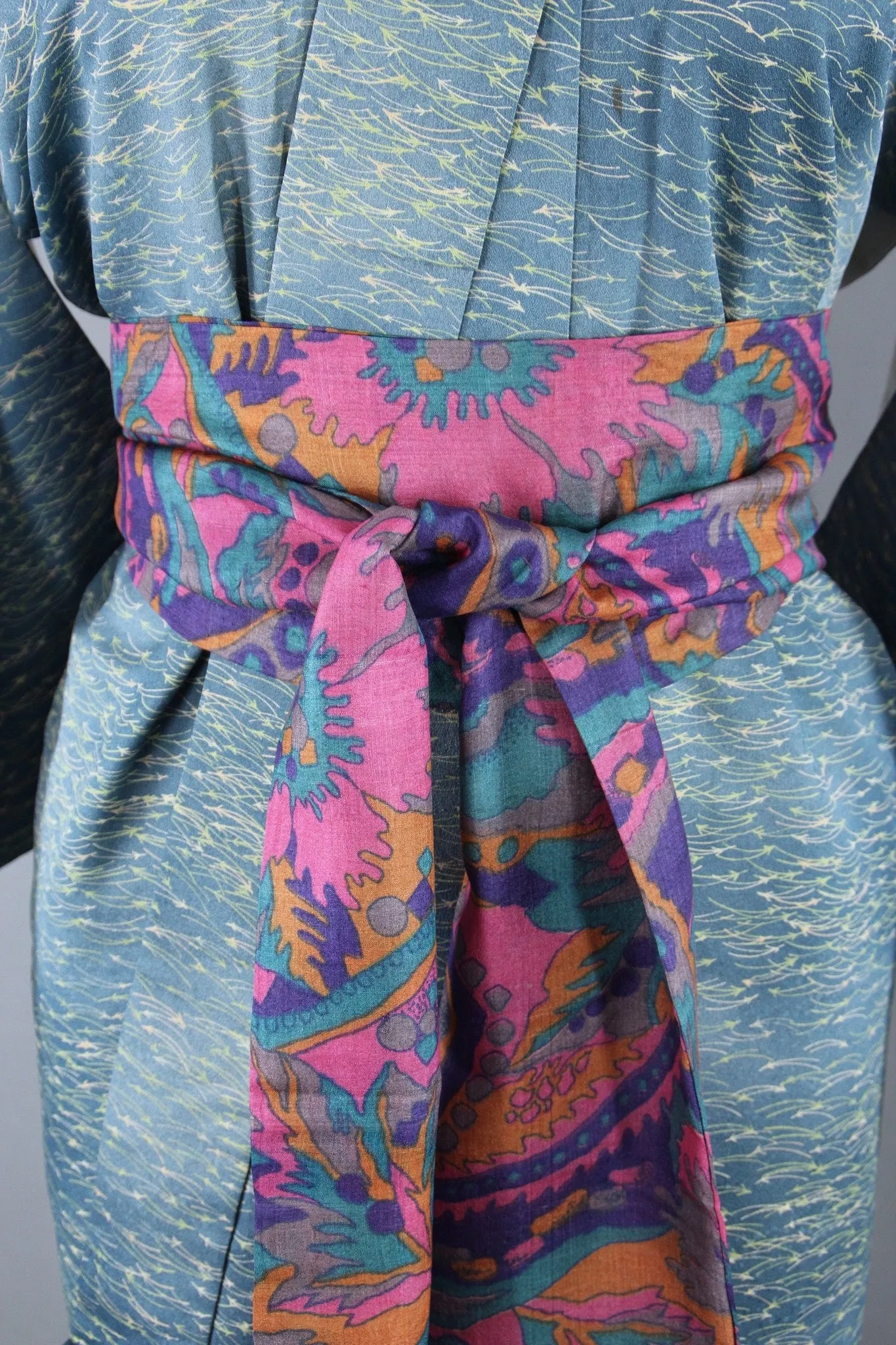 1950s Vintage Silk Kimono Robe / Blue Green Grass Print