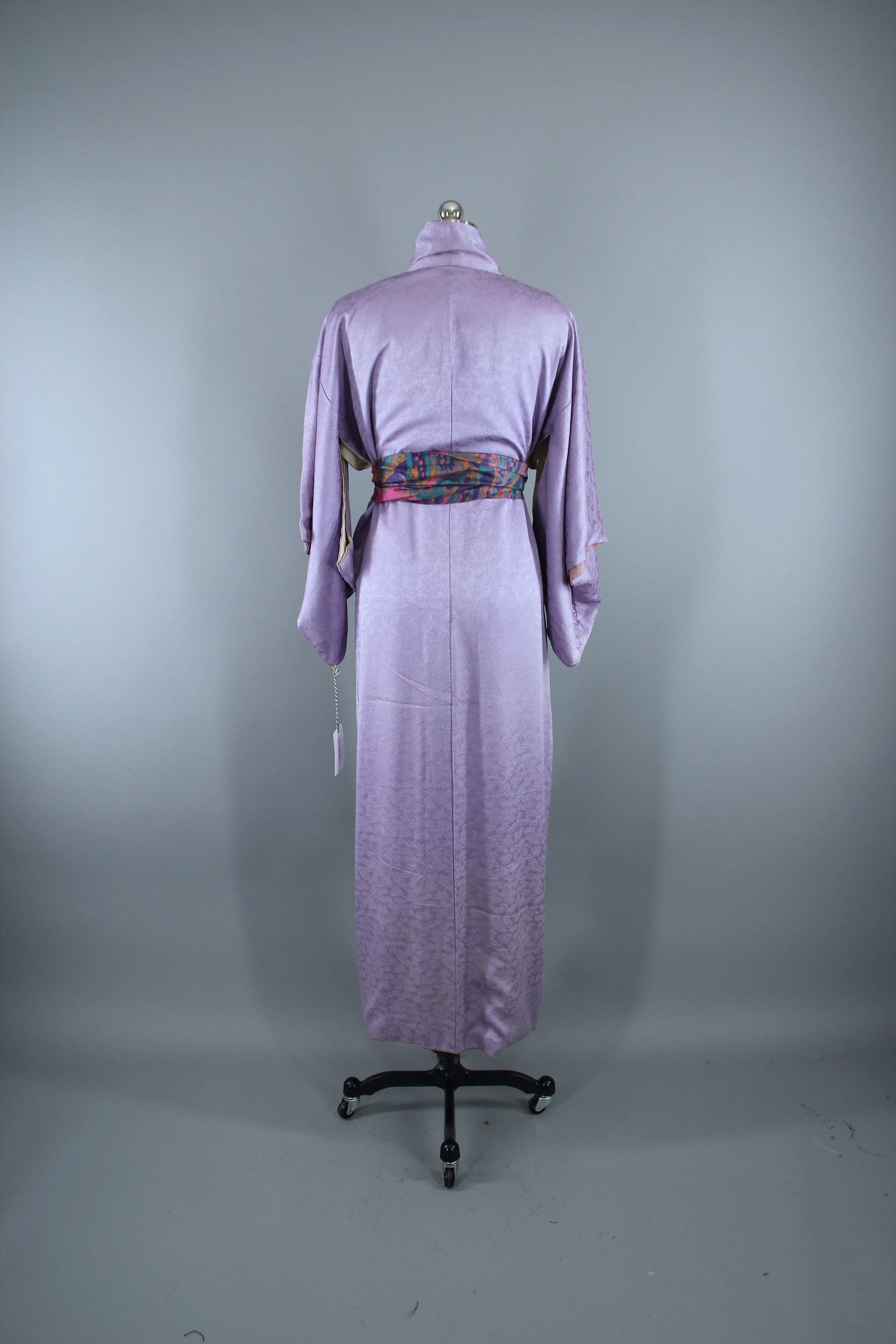 1950s Vintage Silk Kimono Robe / Lavender Purple Maple Leaves