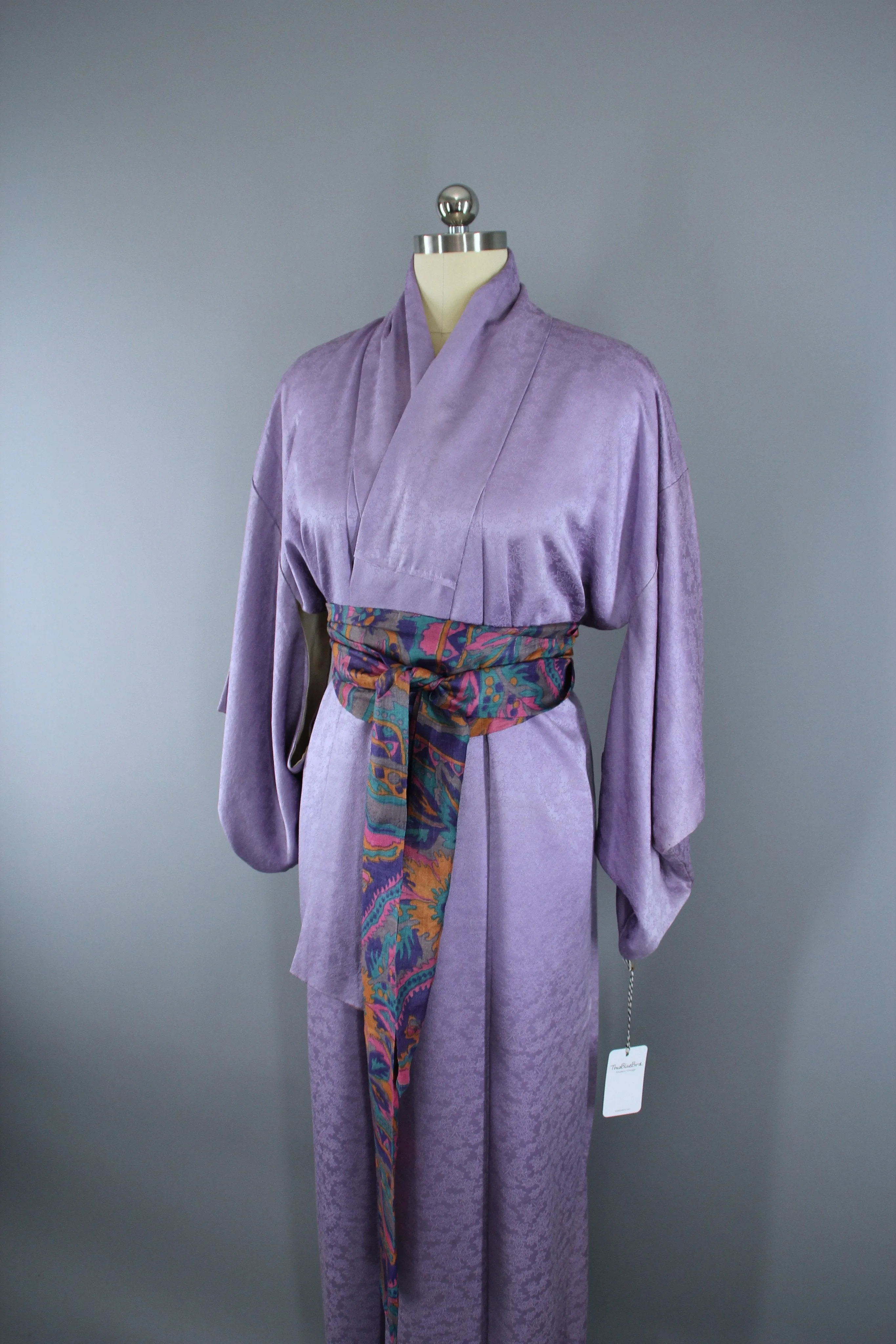 1950s Vintage Silk Kimono Robe / Lavender Purple Maple Leaves