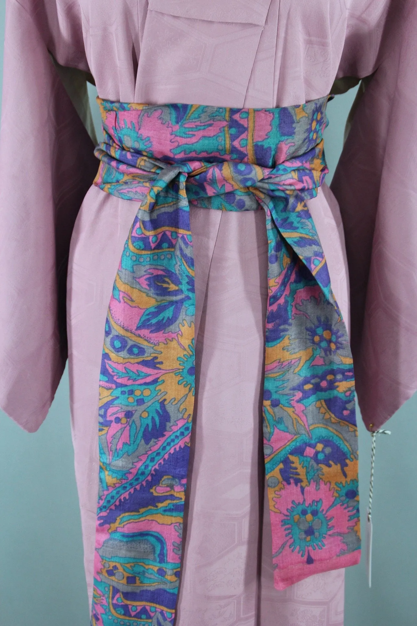 1950s Vintage Silk Kimono Robe / Lavender Purple Textured Floral