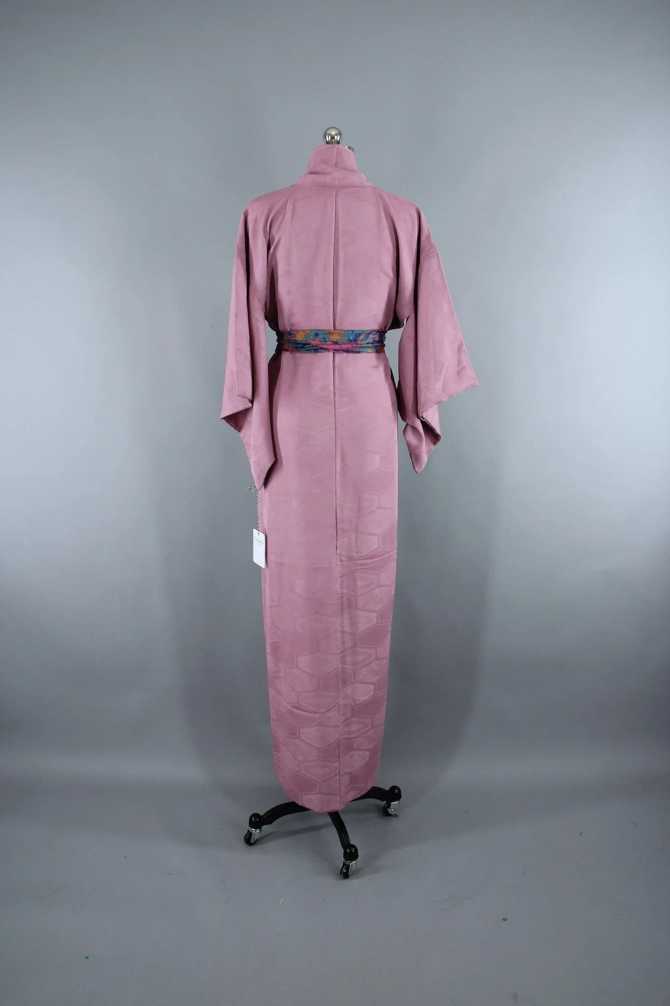 1950s Vintage Silk Kimono Robe / Lavender Purple Textured Floral