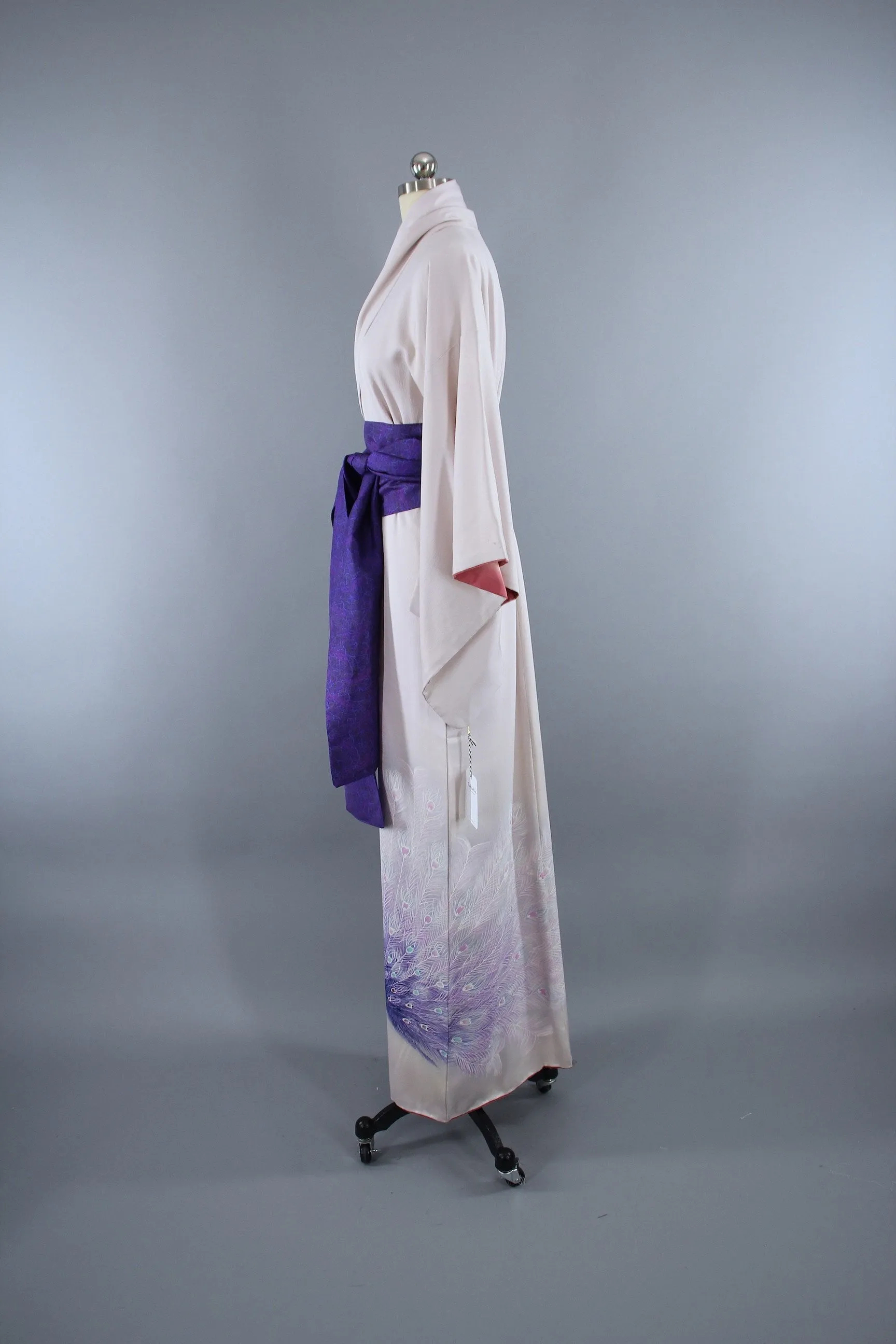 1960s Vintage Silk Kimono Robe / Lavender Purple Peacock