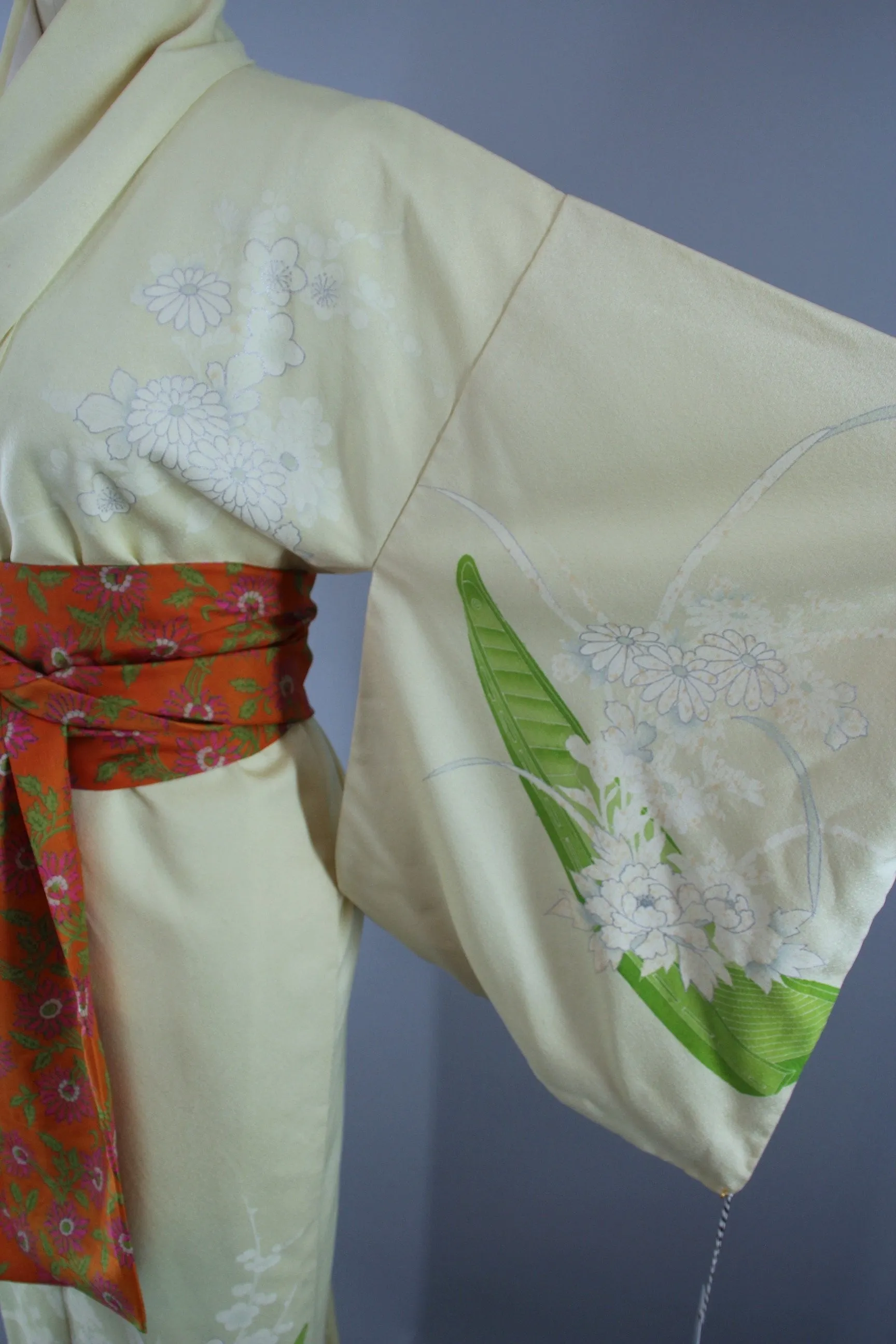 1970s Vintage Silk Kimono Robe / Lemon Yellow Green Floral Daisy Print