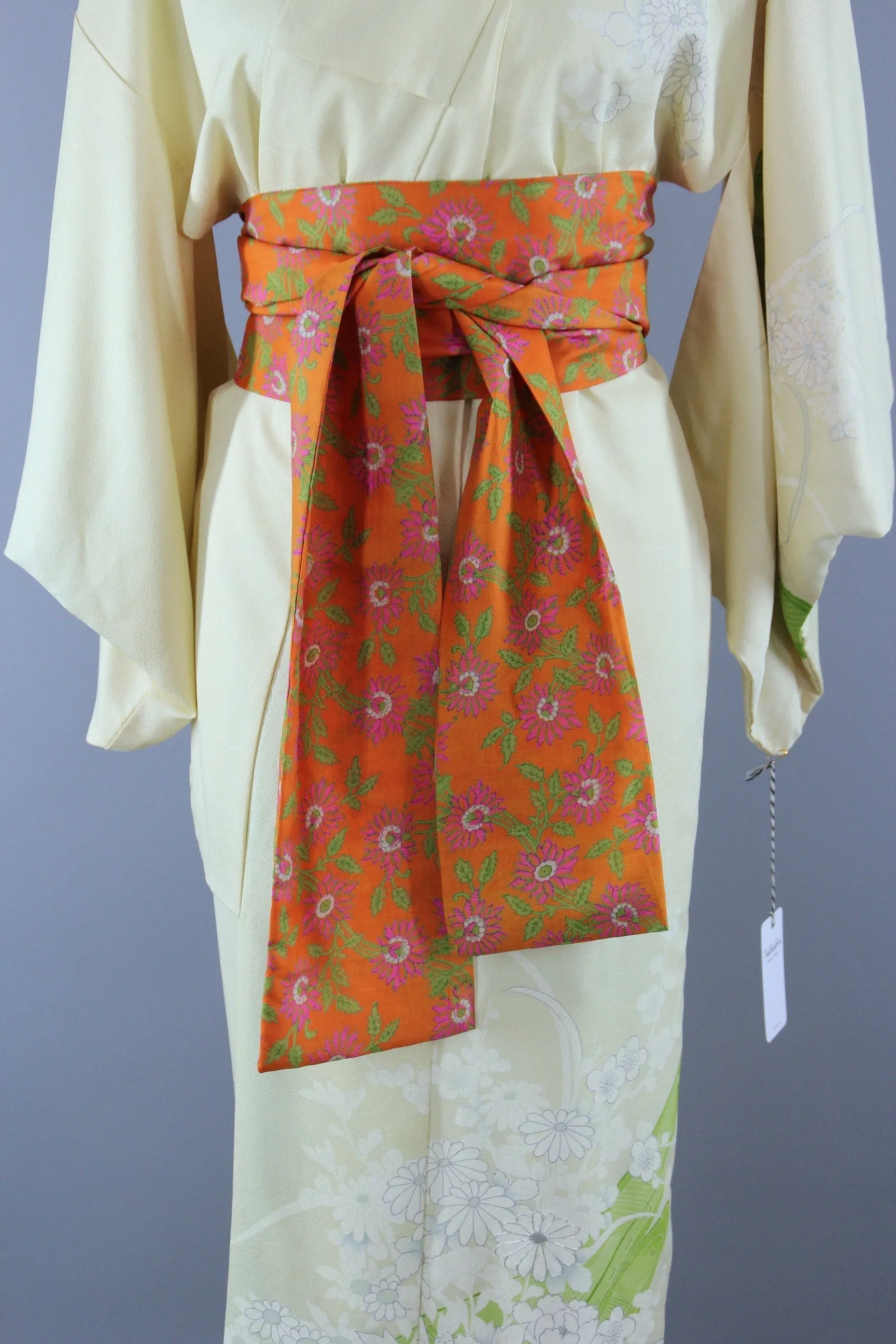 1970s Vintage Silk Kimono Robe / Lemon Yellow Green Floral Daisy Print