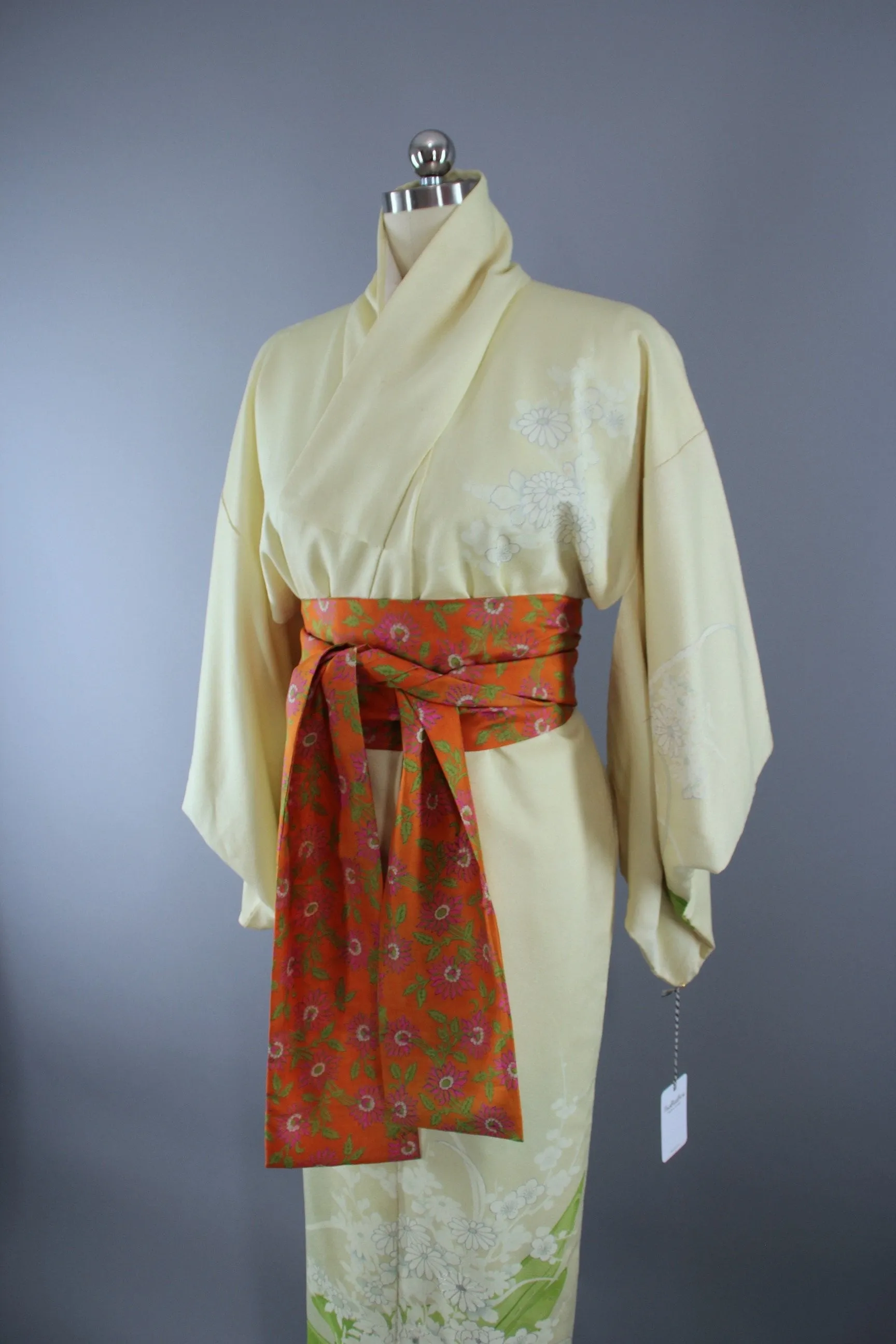 1970s Vintage Silk Kimono Robe / Lemon Yellow Green Floral Daisy Print