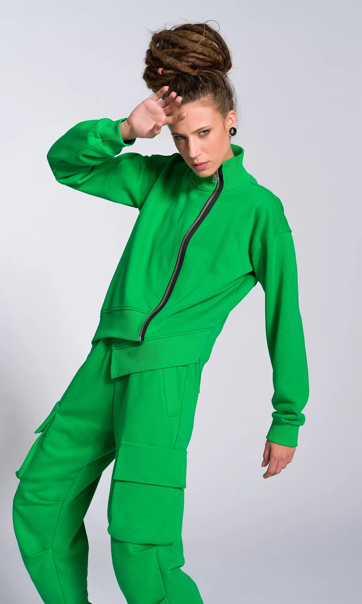 Short Asymmetric Zipper Sweatshirt